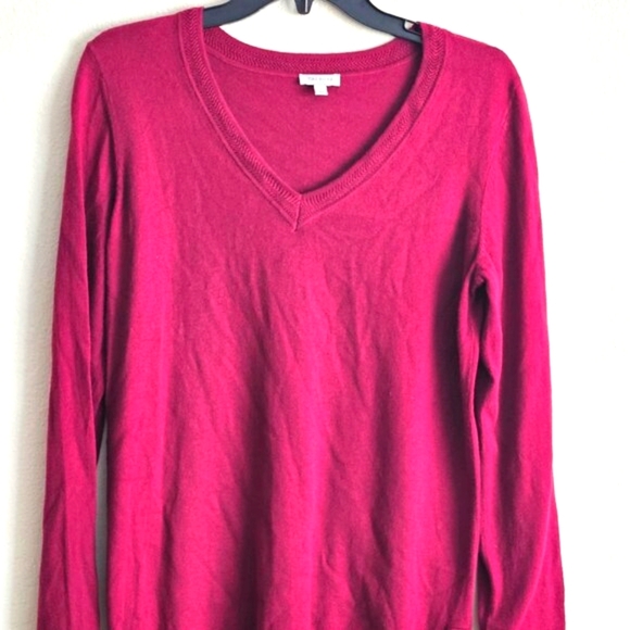 Talbots Sweaters - V Neck Red Talbot's Sweater Timeless Soft, Quiet Luxury Holiday Classic  S